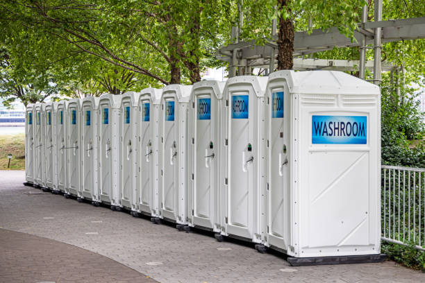 Best Porta potty rental near me  in Hurstbourne, KY